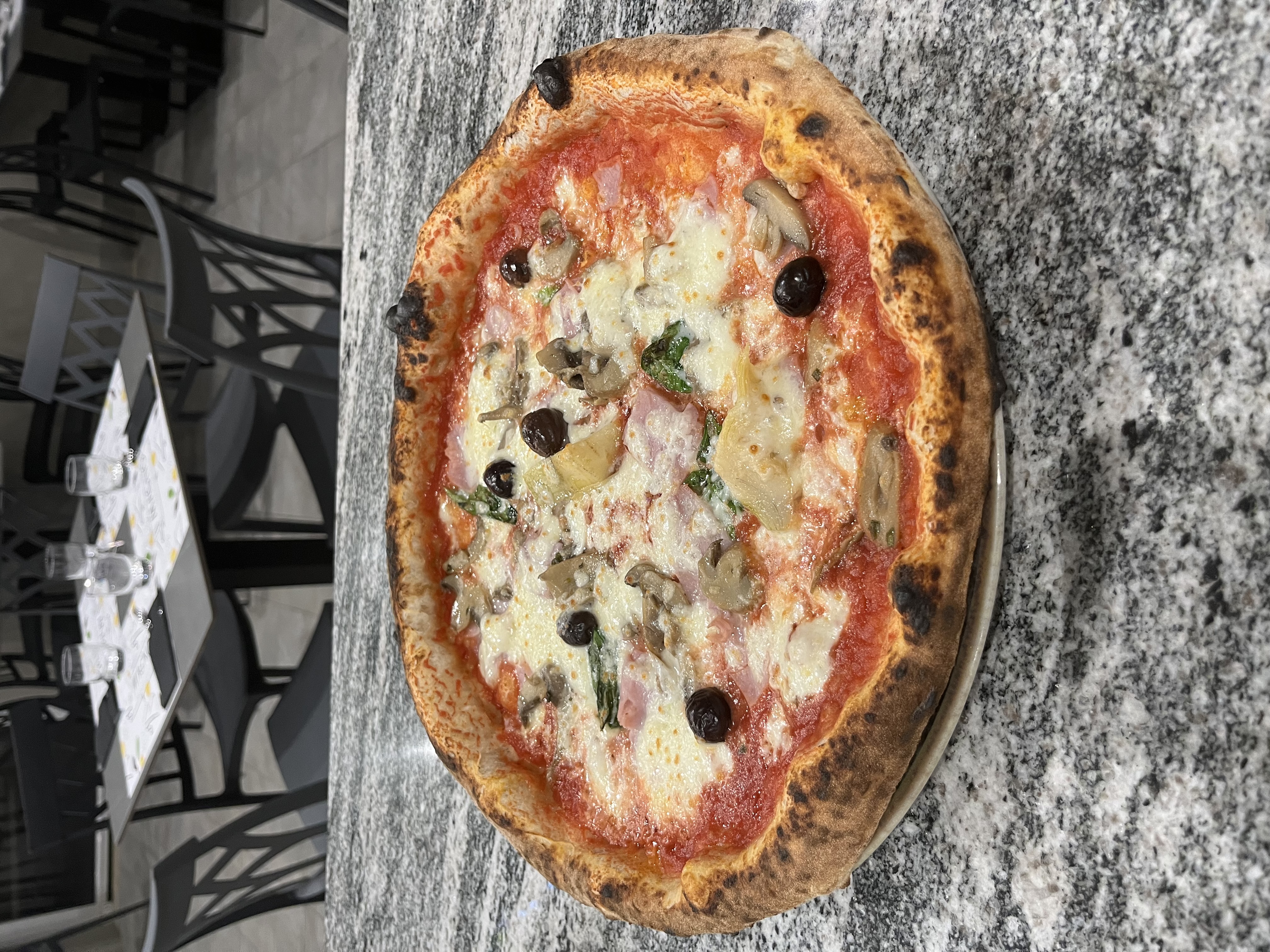 Pizza Capricciosa